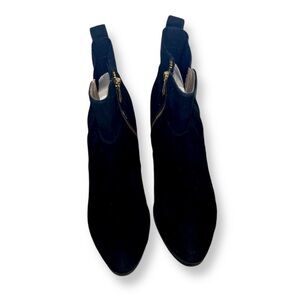 Adrienne Vittadini Suede Heeled Booties Size 9